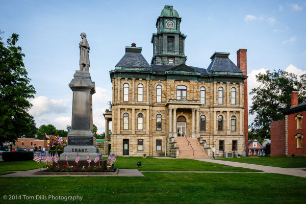 Holmes County Courthouse in Millersburg, Ohio