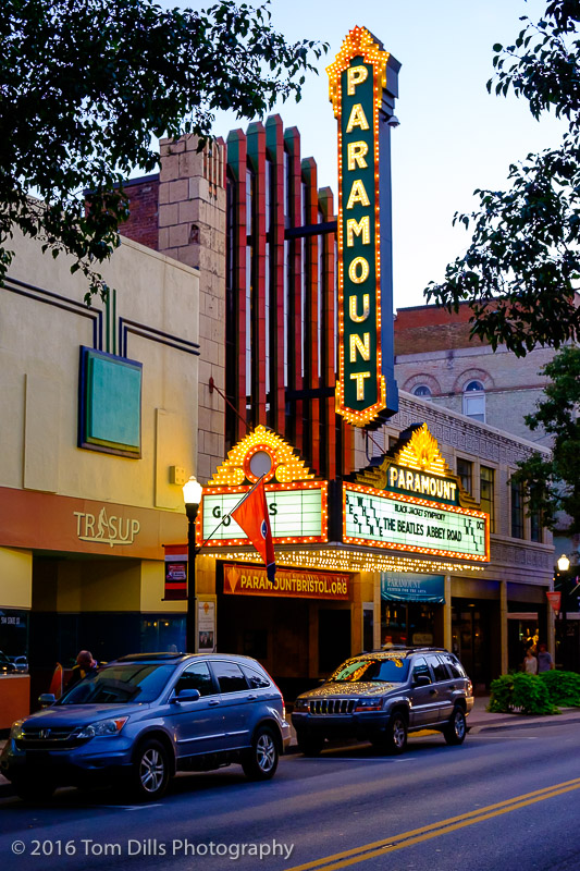 Paramount Theater on the Tennessee side of State Street in Bristol Tennessee