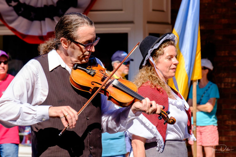 Folkmoot Parade of Nations | Tom Dills Photography Blog